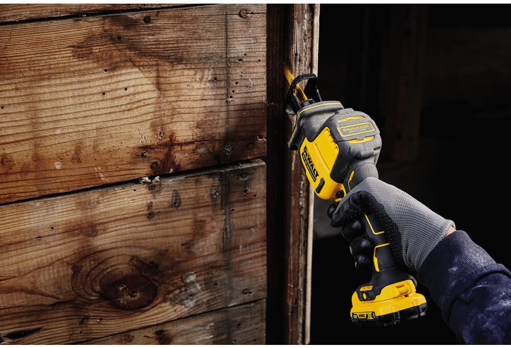Пила шабельна акумуляторна безщіткова DeWALT DCS312N - Зображення 6